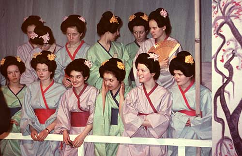 The Mikado - the girls' chorus